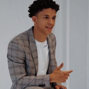 Meet your Posher, Kevin